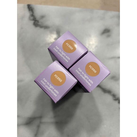 Joah Crystal Glow Tinted Luminizer Stick FC050 Fair to Light with Cool Lot of 3 - Picture 2 of 3